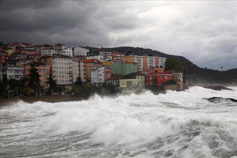 Meteoroloji’den üç bölgeye aynı anda fırtına uyarısı: Saat verildi! 7